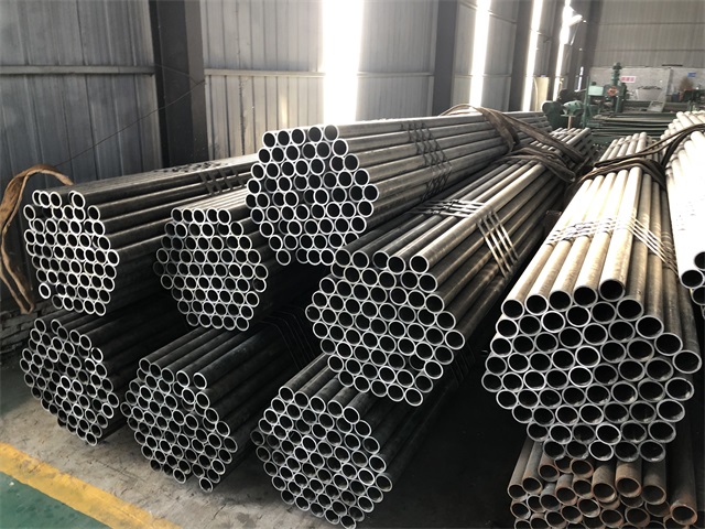 武汉小口径厚壁无缝钢管