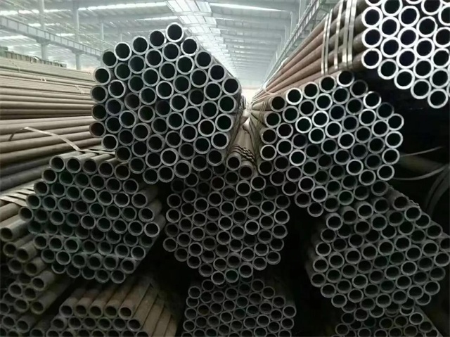 武汉20#石油裂化用无缝钢管